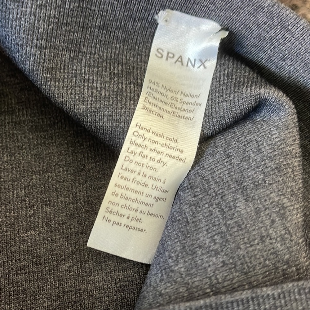 Spanx Leggings - Picture 4 of 8